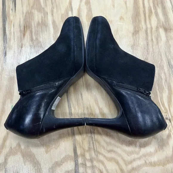 Clarks Collection Narine Ada Black Suede Leather High Heel Bootie Size 8 M - Picture 8 of 12